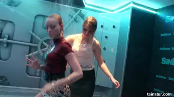 Gorgeous girls party hard under the shower Screencap 42 on sinx.preview.netperv.com