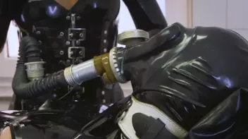 Gummiklinik 1 Screencap 33 on sinx.preview.netperv.com