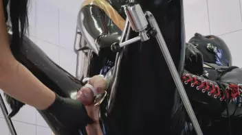 Gummiklinik 1 Screencap 10 on sinx.preview.netperv.com