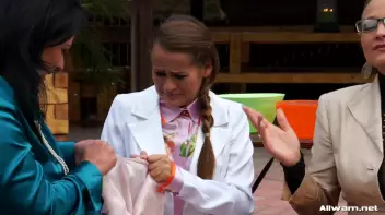 Sloppy Shopping With Gina Screencap 22 on sinx.preview.netperv.com