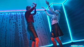 A Splash Of Sexiness! Screencap 34 on sinx.preview.netperv.com