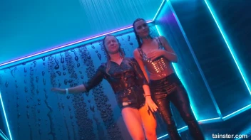 A Splash Of Sexiness! Screencap 65 on sinx.preview.netperv.com