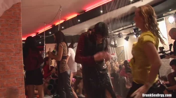 Hard Hat Hos Part 2 - Cam 4 Screencap 60 on sinx.preview.netperv.com