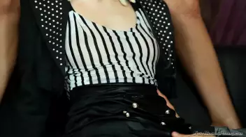 Doing Her Job Under Golden Showers Screencap 85 on sinx.preview.netperv.com