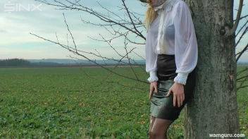 Fiery Girlfriends With A Food Fetish - Cam 1 Screencap 16 on sinx.preview.netperv.com