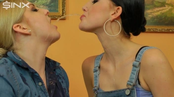 Playful Girls Get Soaked In Water During Swapping Screencap 53 on sinx.preview.netperv.com