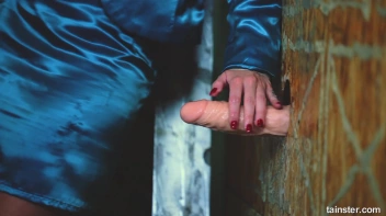 Shiny, Slimy, and Satisfied To The Max! Screencap 15 on sinx.preview.netperv.com