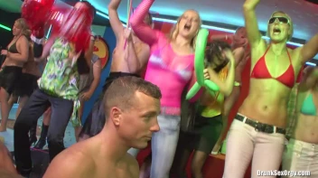 Bikini Beach Balls Part 5 - Cam 1 Screencap 49 on sinx.preview.netperv.com