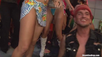 Bikini Beach Balls Part 5 - Cam 1 Screencap 51 on sinx.preview.netperv.com