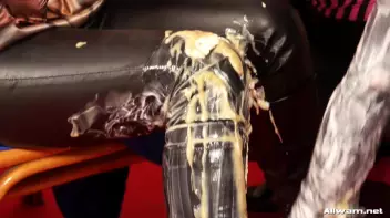 Gina's Bakery Of Eurobabe Destruction! Screencap 14 on sinx.preview.netperv.com