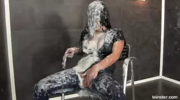 Slime surprise covers her completely Screencap 104 on sinx.preview.netperv.com