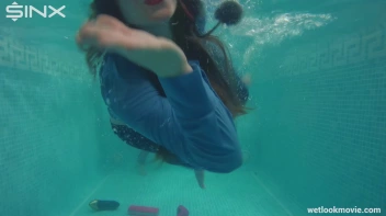 Sexy European Girls Swim In Clothes Screencap 37 on sinx.preview.netperv.com