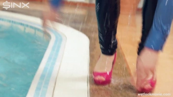 Sexy European Girls Swim In Clothes Screencap 69 on sinx.preview.netperv.com