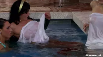 Pool Pals Keep It Nice and Cool Screencap 93 on sinx.preview.netperv.com