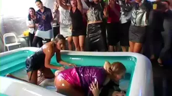 Head To Head In The Oil Pit Screencap 39 on sinx.preview.netperv.com