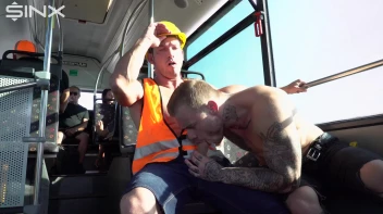 Stud Pays Builder For Gay Sex On The Bus Screencap 21 on sinx.preview.netperv.com