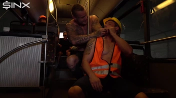 Stud Pays Builder For Gay Sex On The Bus Screencap 3 on sinx.preview.netperv.com
