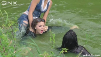 Cute Bitches Brawl In The Water - Cam 2 Screencap 38 on sinx.preview.netperv.com