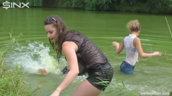 Cute Bitches Brawl In The Water - Cam 2 Screencap 48 on sinx.preview.netperv.com