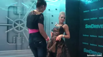 Babes having some naughty wet fun Screencap 12 on sinx.preview.netperv.com