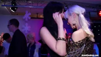 Winter Fuck Jam Part 1 - Cam 4 Screencap 70 on sinx.preview.netperv.com