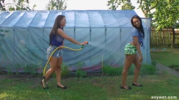 Best Friends Water Fight When Gardening Screencap 24 on sinx.preview.netperv.com