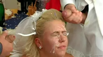 Golden Bridal Shower Screencap 73 on sinx.preview.netperv.com