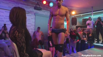 Party Hardcore Gone Crazy Vol. 31 Part 3 - Cam 3 Screencap 11 on sinx.preview.netperv.com