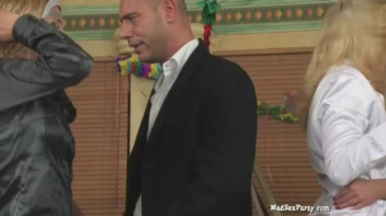 Cunt Carnivale Part  1 Screencap 45 on sinx.preview.netperv.com