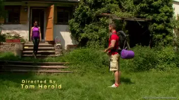 Last Hostel On The Right Screencap 4 on sinx.preview.netperv.com