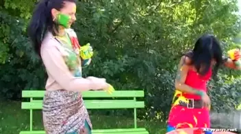 Extreme Finger Painting Goes Eurobabe Brawl Screencap 16 on sinx.preview.netperv.com