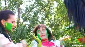 Extreme Finger Painting Goes Eurobabe Brawl Screencap 21 on sinx.preview.netperv.com