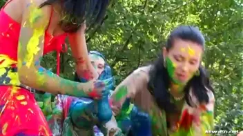 Extreme Finger Painting Goes Eurobabe Brawl Screencap 29 on sinx.preview.netperv.com