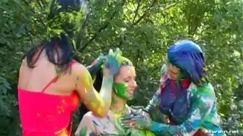 Extreme Finger Painting Goes Eurobabe Brawl Screencap 36 on sinx.preview.netperv.com