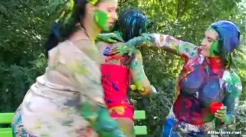 Extreme Finger Painting Goes Eurobabe Brawl Screencap 46 on sinx.preview.netperv.com