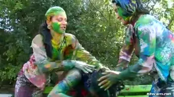 Extreme Finger Painting Goes Eurobabe Brawl Screencap 62 on sinx.preview.netperv.com