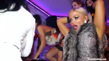 Holiday Hotties Part 5 - Cam 3 Screencap 79 on sinx.preview.netperv.com