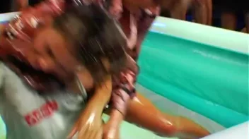 Clothes Destroyed In The Oil Pit Screencap 18 on sinx.preview.netperv.com