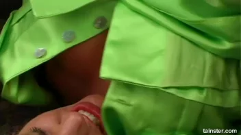 Full Service, Full Sperm Facial Screencap 61 on sinx.preview.netperv.com