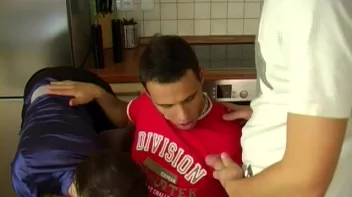 Spicy Bisex In The Kitchen Screencap 33 on sinx.preview.netperv.com