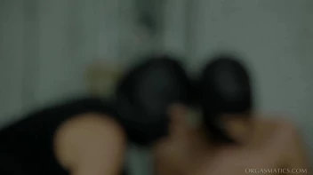 Bombshell Vibration Domination Screencap 107 on sinx.preview.netperv.com