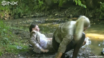 Bitchy WAM Catfight Takes Place In Stream Screencap 31 on sinx.preview.netperv.com