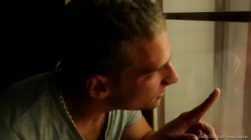 Pretty Chicks Love That Piss Screencap 4 on sinx.preview.netperv.com