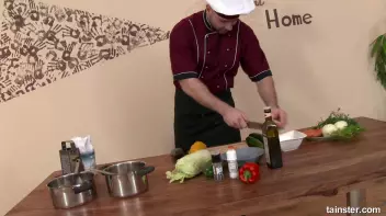 Eveline Dellai wants to know the secret ingredient Screencap 5 on sinx.preview.netperv.com