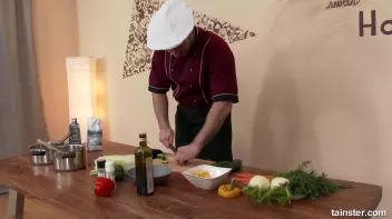 Eveline Dellai wants to know the secret ingredient Screencap 7 on sinx.preview.netperv.com