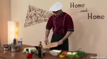 Eveline Dellai wants to know the secret ingredient Screencap 8 on sinx.preview.netperv.com