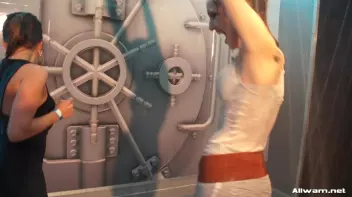 Dancing Up A Storm Screencap 82 on sinx.preview.netperv.com