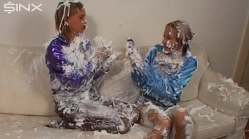 Gorgeous Girls Enjoy WAM Catfight Screencap 43 on sinx.preview.netperv.com