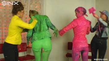 Let the Wet and Messy Paint Games Begin! Screencap 61 on sinx.preview.netperv.com