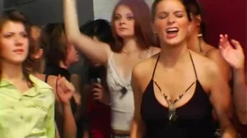 Slide On In To The Oil, Ladies Screencap 34 on sinx.preview.netperv.com